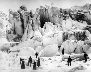 Escaladores en el glaciar Morteratsch, finales del siglo XIX